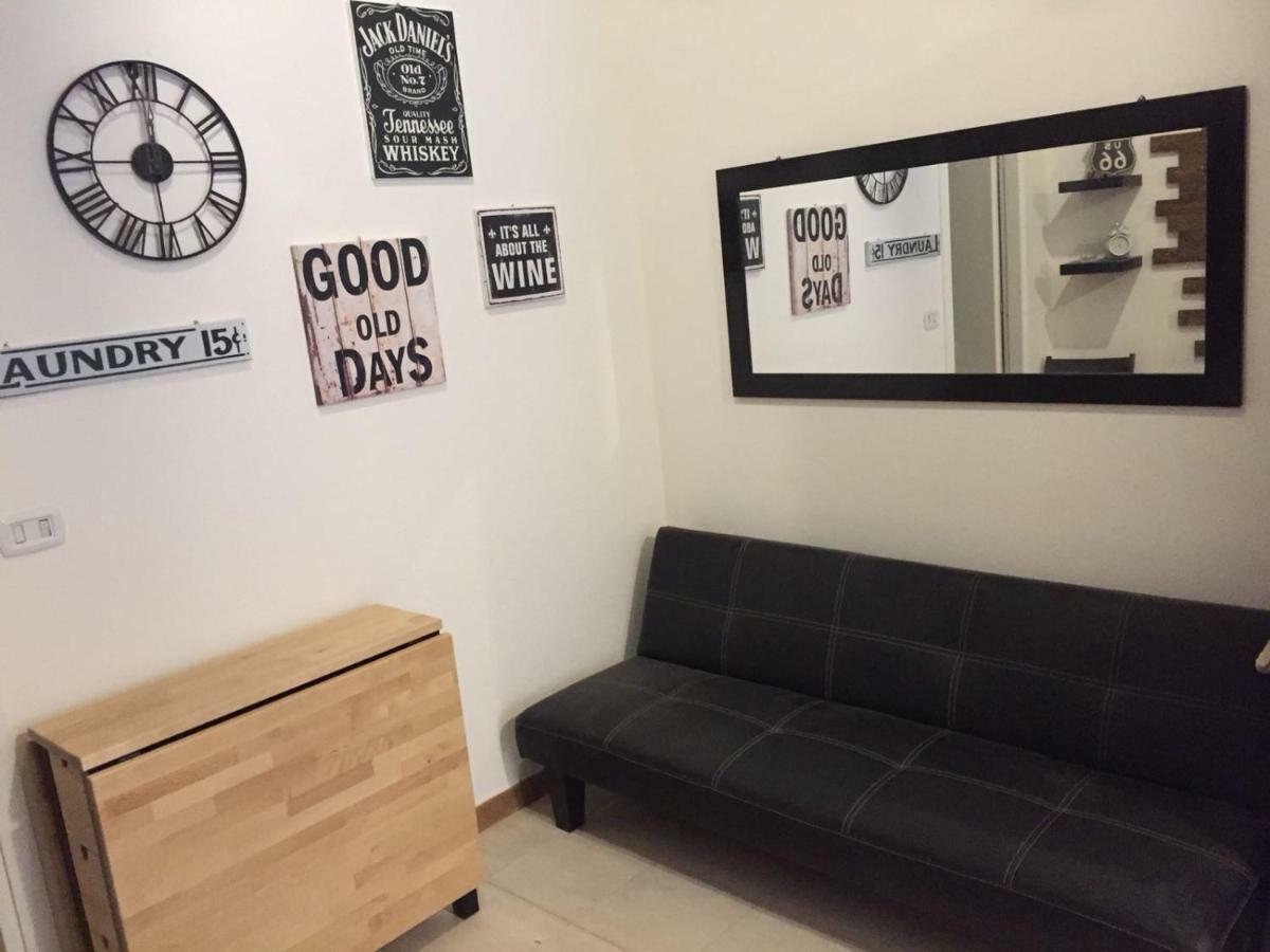 Onax Rooms Cagliari Buitenkant foto