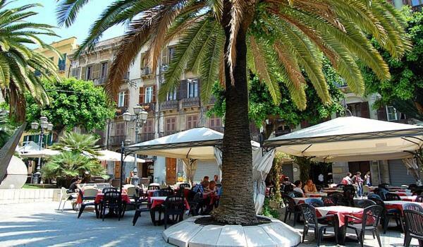 Onax Rooms Cagliari Buitenkant foto
